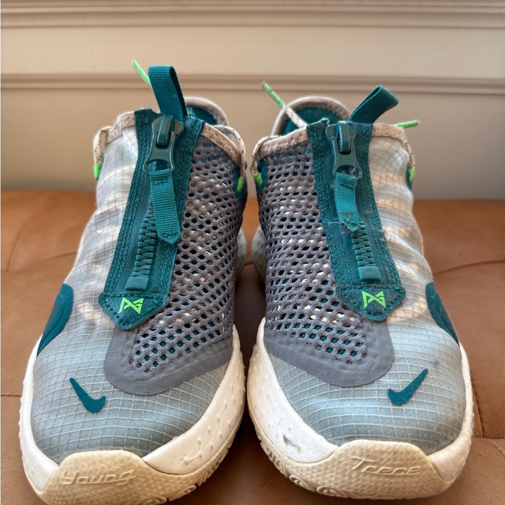 Nike Kids Teal and Gray Slip-On Athletic Sneakers